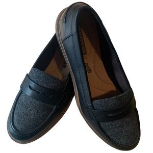 Clarks Collection Loafer Raisie Eletta Women’s Tweed Black Leather Upper Size 9